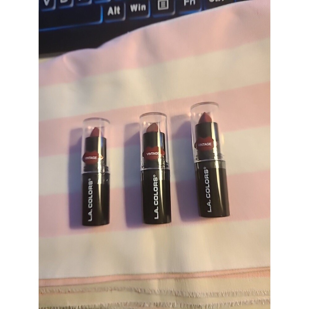 L.A. Colors Vintage Lipstick, Pack of 3,ClipC843. New!